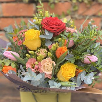 Spring Flowers and Roses Delivery Darlington 